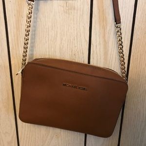 Micheal Kors Crossbody